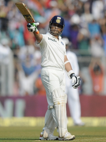 Tendulkar scores 74 in his farewell test